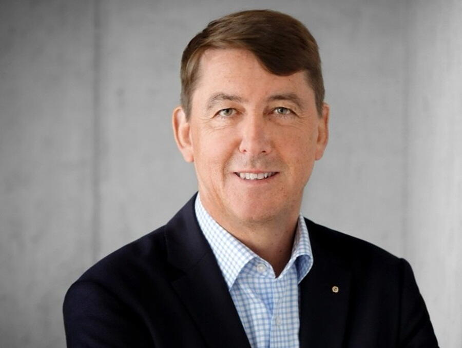 Martin Pfuderer, AWM sales partner