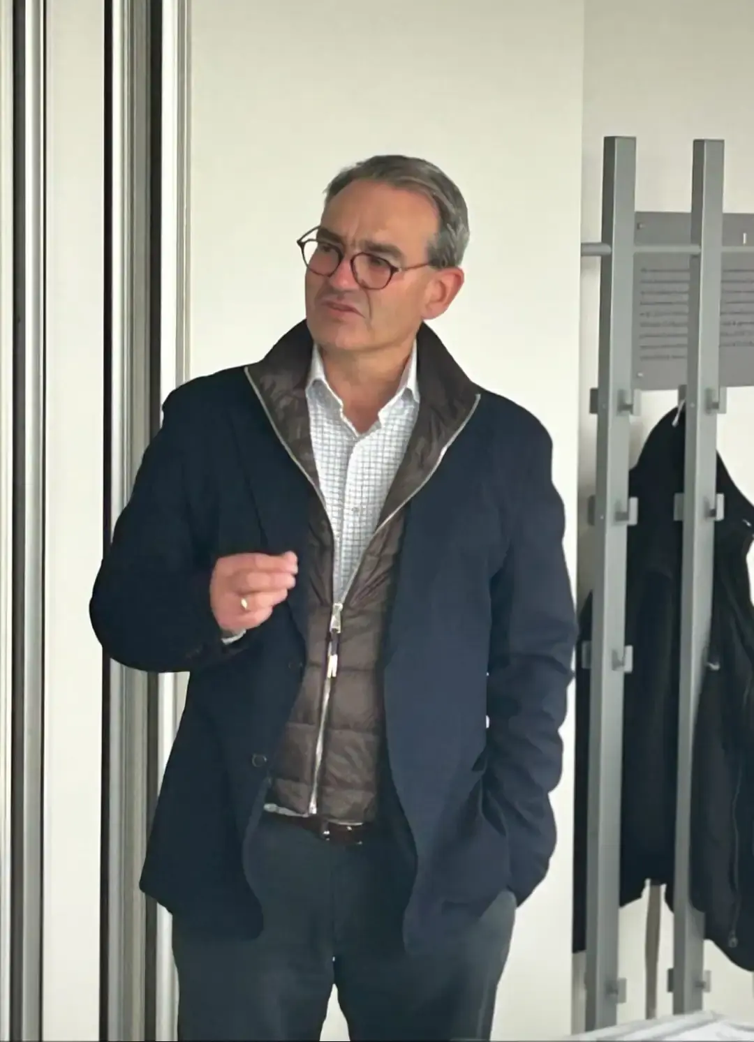 Dr.-Ing. René W. Scharn, MBA